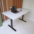 UPSTOL balandligi sozlanishi kompyuter stoli One: ramka qora va sunta stol usti 130х60 SHB2420-D450-B-W130 6