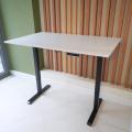 UPSTOL balandligi sozlanishi kompyuter stoli One: ramka qora va sunta stol usti 130х60 SHB2420-D450-B-W130 10