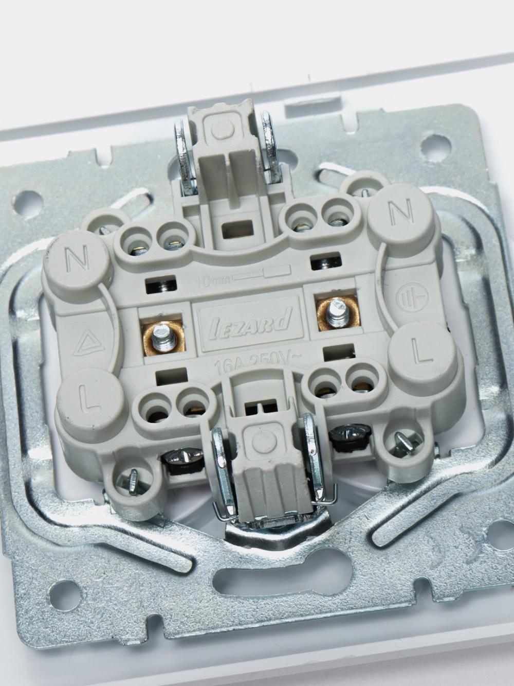 Rozetka Lezard juft, PBT oq 708-0200-128B 4