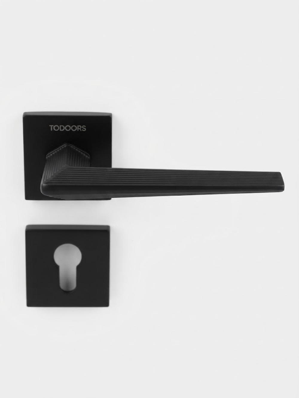 Дверная ручка на квадратной розетке Todoors, черная матовая (в ассортименте) 1